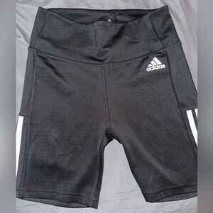 Adidas AEROREADY Biker Shorts Sz. M
